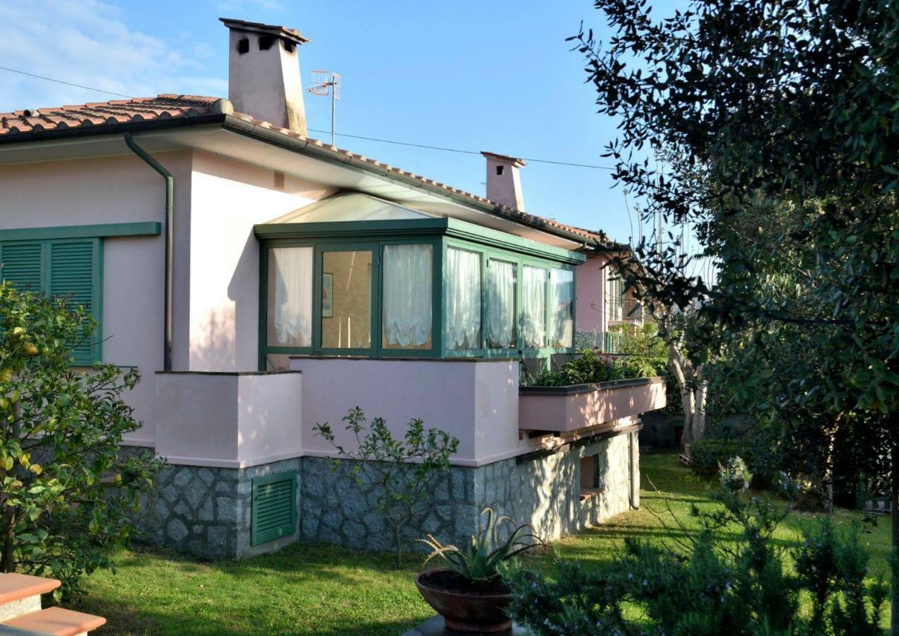 Villa Fiore Apartments Портоферрайо Екстер'єр фото